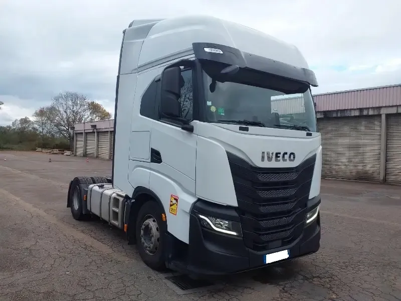 Tracteur IVECO