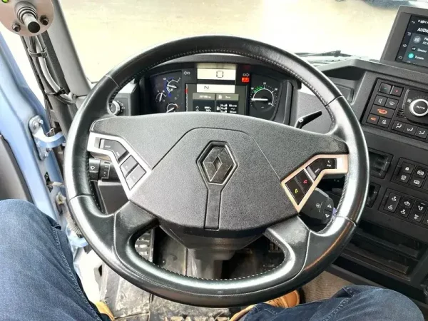 Tracteur RENAULT K520 6X4 – Image 18