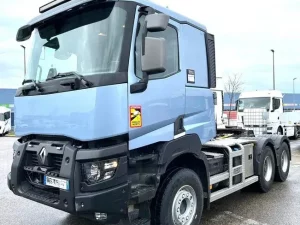 Tracteur RENAULT K520 6X4