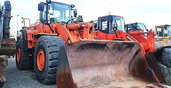 CHARGEUSE DOOSAN DL500 – Image 5