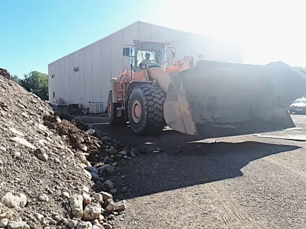 CHARGEUSE DOOSAN DL500 – Image 3