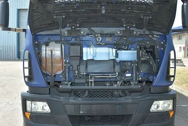 IVECO Euro 6 Savoyarde 280cv – Image 17