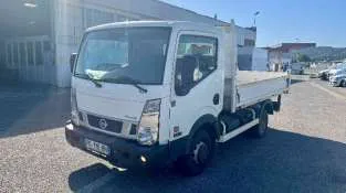 NISSAN NT400 130cv